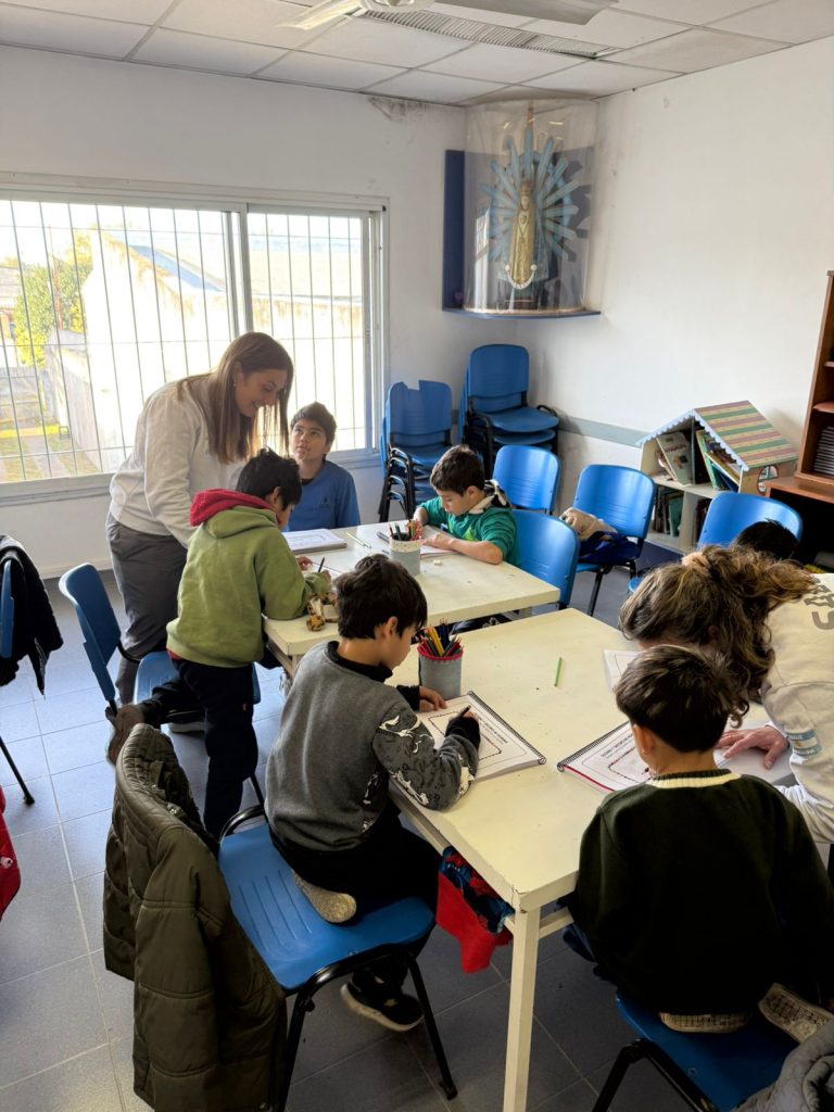 (Difusión de imágenes autorizadas por sus padres) (Difusión de imágenes autorizadas por sus padres)
